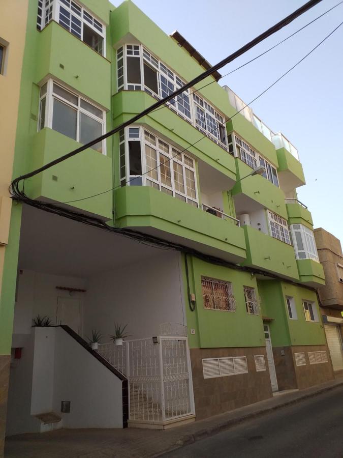 Apartamento Tristana Apartment Vecindario  Exterior photo